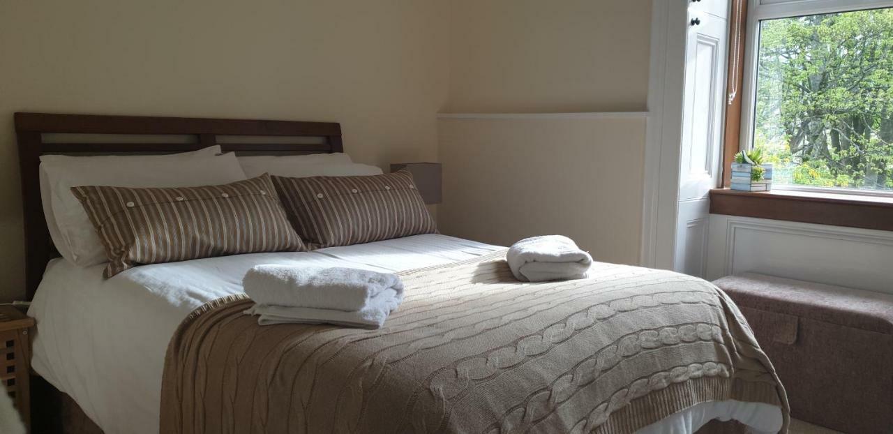 The Old Rectory Bed & Breakfast ลาร์กส์ ภายนอก รูปภาพ